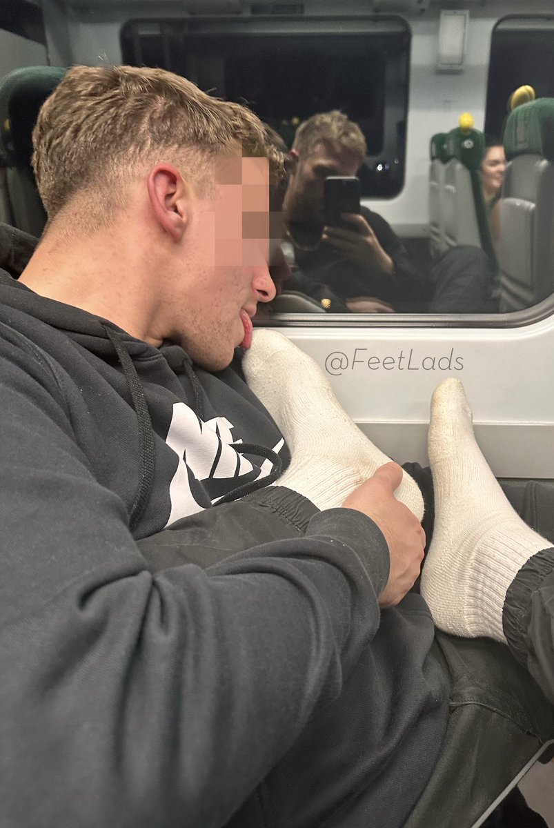 FeetLads's tweet photo. Our feet were so sweaty - we couldn’t wait to get a sniff. RT if you wish you were sat with us. 👣👅👃🏻 #gay #feet #gayfeet #socks #sockslover #gaysocks #scally #scallygay #dirtysocks #chav #chavsocks #findom #cashapp #cash #gayporn https://t.co/HNMuZH4vXM