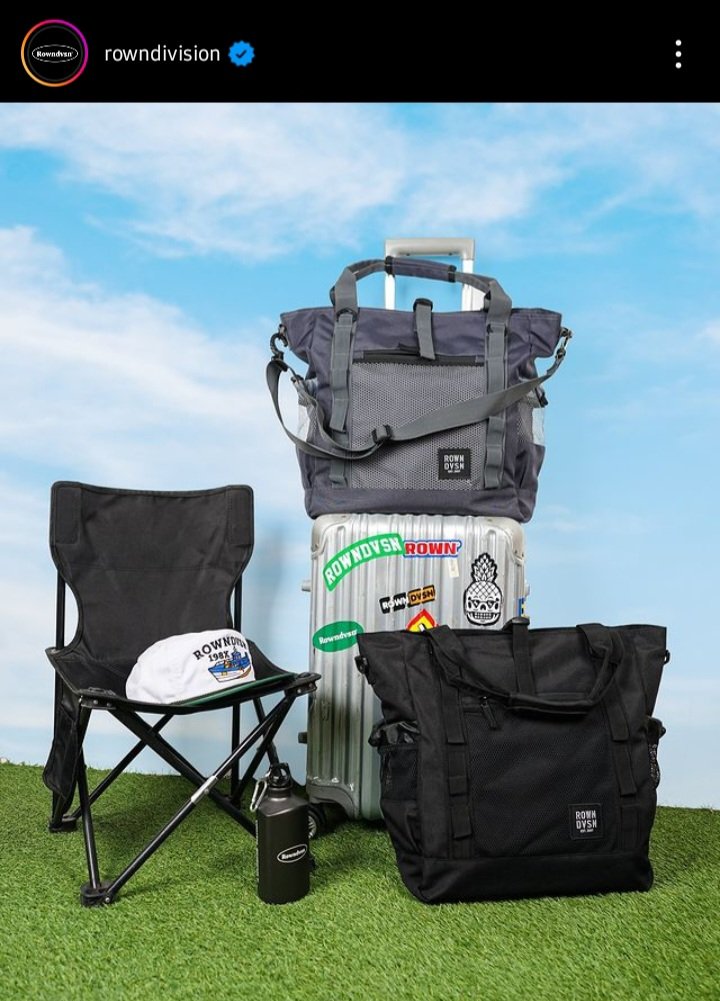 Pencapaian 2023??? 

Rilis baru September, eh Desember dah nemu yg plek ketiplek sama brand mapan yg punya follower 445K 🫠🫠🫠