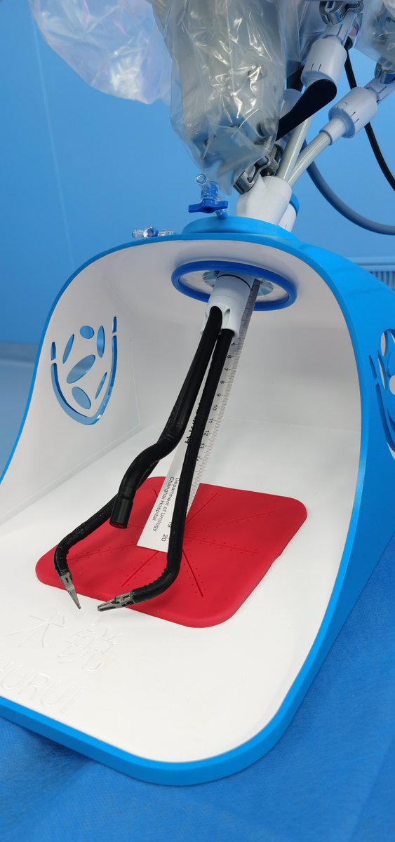 AsianJUrol's tweet photo. 🚀 Noverl Single-port Robotic System!  Discover the groundbreaking study by Prof. Linhui Wang on Initial experience of single-port RARP with the SHURUI system. #RoboticSurgery #UrologyInnovation https://t.co/37TDfF7KsA https://t.co/QuYpjyzUpH