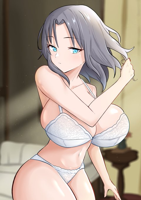 朝準備してる雪泉さん 