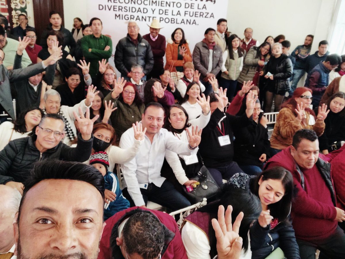 kendarramirez's tweet photo. 📌 Acompañamos a nuestro Coordinador Estatal #AlejandroArmenta quien presidió el Primer Foro sobre Inclusión Efectiva, en reconocimiento de la diversidad y fuerza migrante.
#EsKendar
#KendarRamírez 
#CoordinadorComitesdeDefensa4T #Coronango 
#MORENA https://t.co/D9ErJ95FEQ