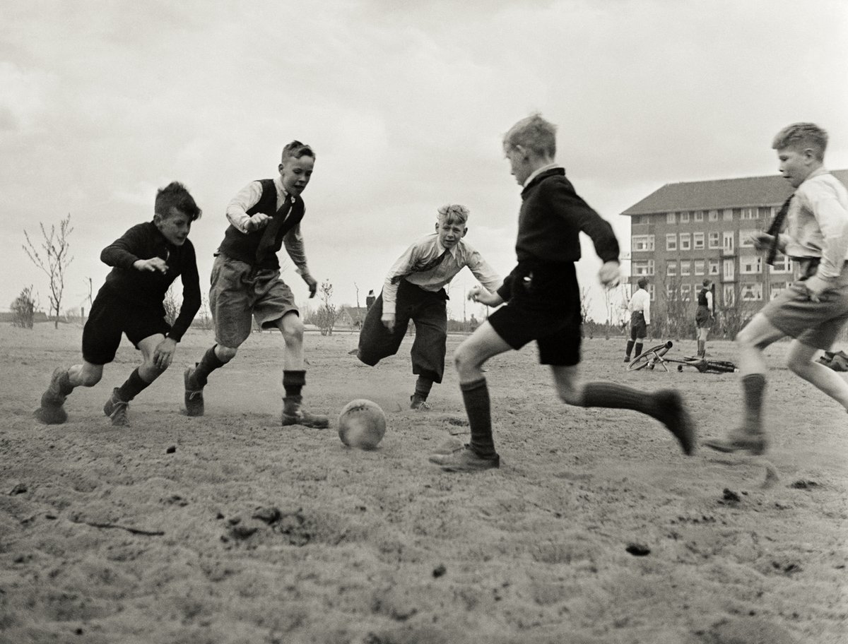 Boys playing football, Amsterdam, ca. 1936 - by Charles Breijer (1914 - 2011), Dutch