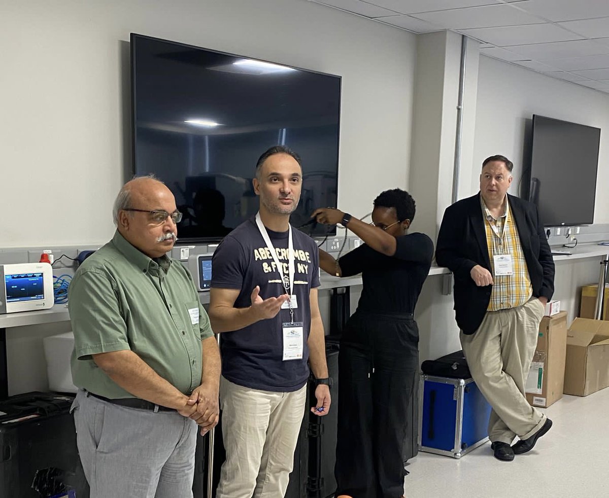 Oxf_Neurotrauma's tweet photo. Celebrating Neurotrauma Educators ☃️ Christmas Edition 🎄
Truly blessed to have Prof @PragneshBhatt18 from @aberdeenuni @NHSScotNorthReg passing on precious surgical skills on cranial &amp; spinal neurotrauma to the international attendees of the @GlobalNeuroOrg Cape Town 2023 🇿🇦🎖🇬🇧 https://t.co/9fu76bWSHm