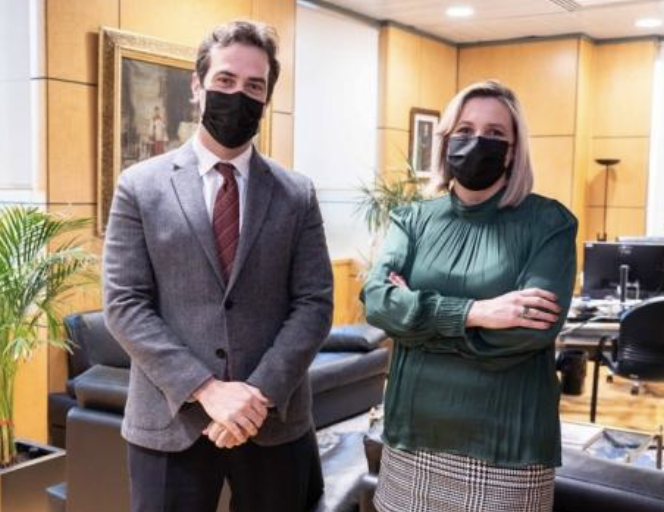 Enhorabuena <a href="/carlos_cuerpo/">Carlos Cuerpo</a>, es una gran noticia para los usuarios financieros. Una persona solvente, honesta, siempre a la escucha de las aportaciones de <a href="/asufin_/">Asufin</a> 
Ganas de seguir trabajando juntos por una defensa del cliente bancario justa y de calidad.
#InclusionFinanciera