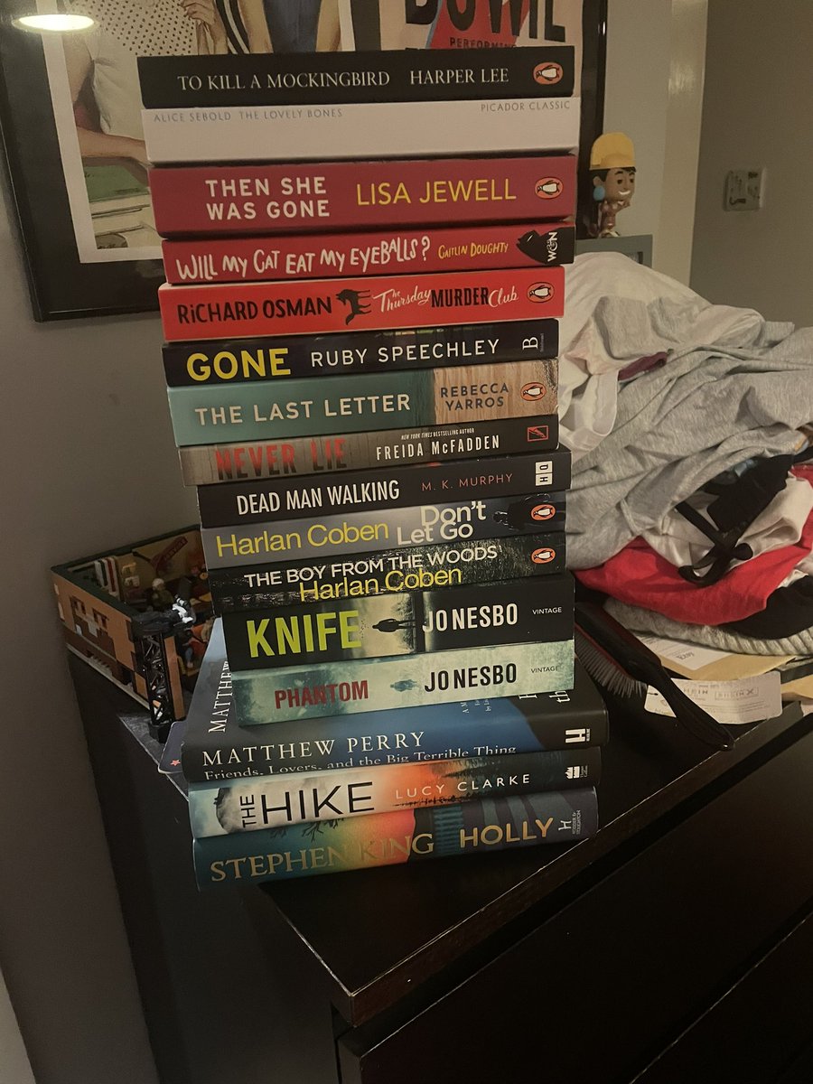 kaiytee's tweet photo. Just a few books I got this month 🤣 https://t.co/WTRUILww3w