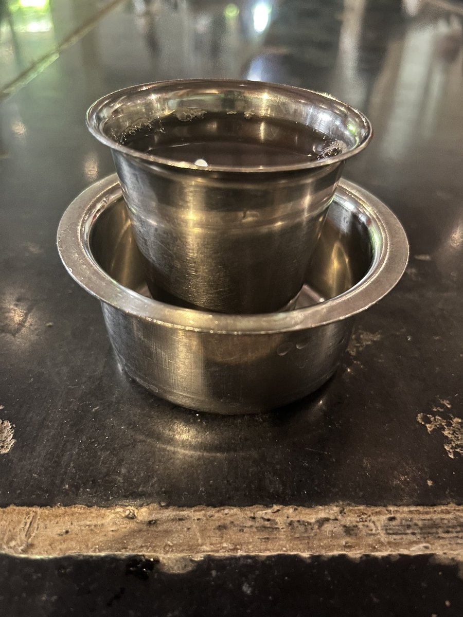 ChicoryLife's tweet image. The best way to enjoy filter coffee is in this set.   Do you know what they are called ?  #Tamilnadu. 
#traditional 
#CulturalSymbol