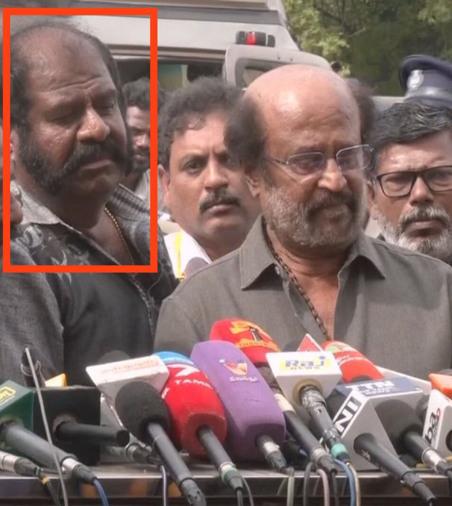 Every people who attacked #ThalapathyVijay are now with #Rajinikanth. Everything has an end and karma is real @rajinikanth