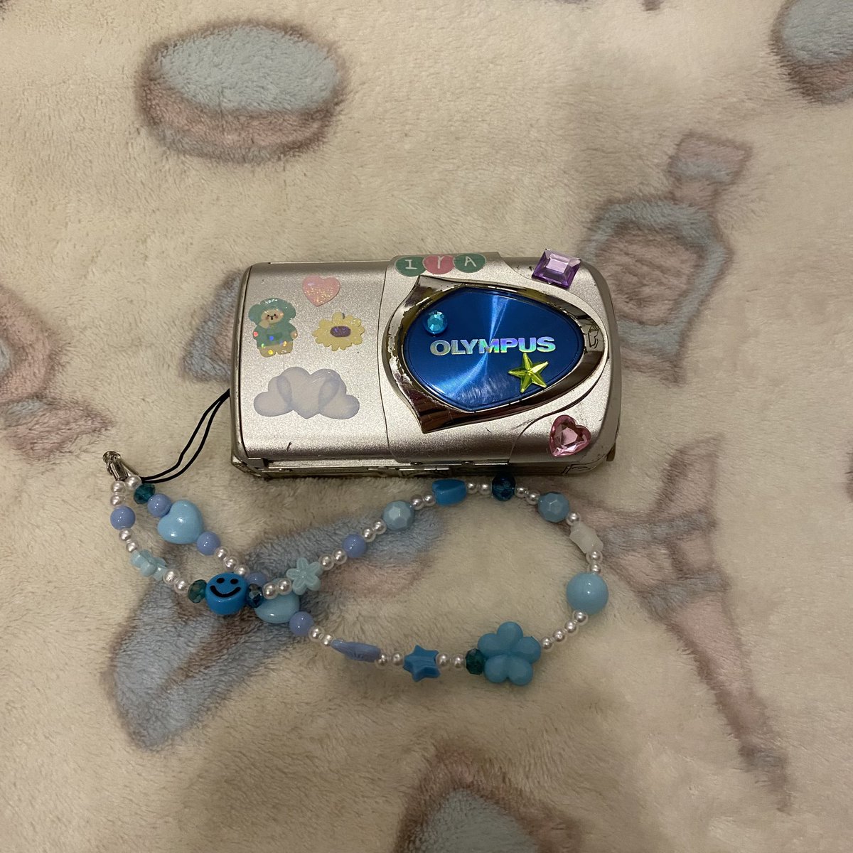wtbeoms's tweet photo. ꒰ wts/lfb ph ꒱

꙳𓂋 olympus u-10 digital camera
𓏔 2,600 pesos
𓏔 prio payo/1 week dop 
𓏔 all functions and buttons are working

inclus: battery &amp; charger, 16MB xD card, usb cord reader 

issues: signs of usage, body has scratches

read thread for more info

dm if interested https://t.co/A0UmPhbjOG