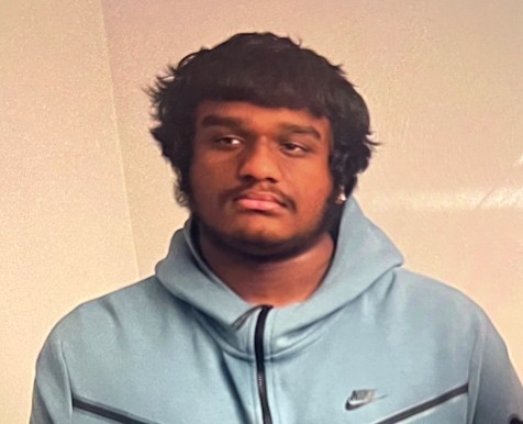 TamilWorldstar's tweet photo. ⚠️ MISSING : Aakaash, 15, was last seen on Tuesday, December 25, 2023, in the Ellesmere Road and Morrish Avenue area.

Aakaash is described as 6'0", 200 lbs, with black hair and brown eyes, a mustache and beard, with both ears pierced. https://t.co/UnOQjI50C3