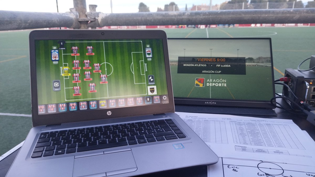 lagradafm's tweet photo. Última jornada de la #AragonCup2023 con todo por decidirse en el #SanJorge

Comenzamos madrugadores con el...

@FutbolBaseMzn  - @FIF_Lleida 

Final por el 9 y 10 puesto 

#LaVozDelFutbolAragones https://t.co/16dPCScQ7l