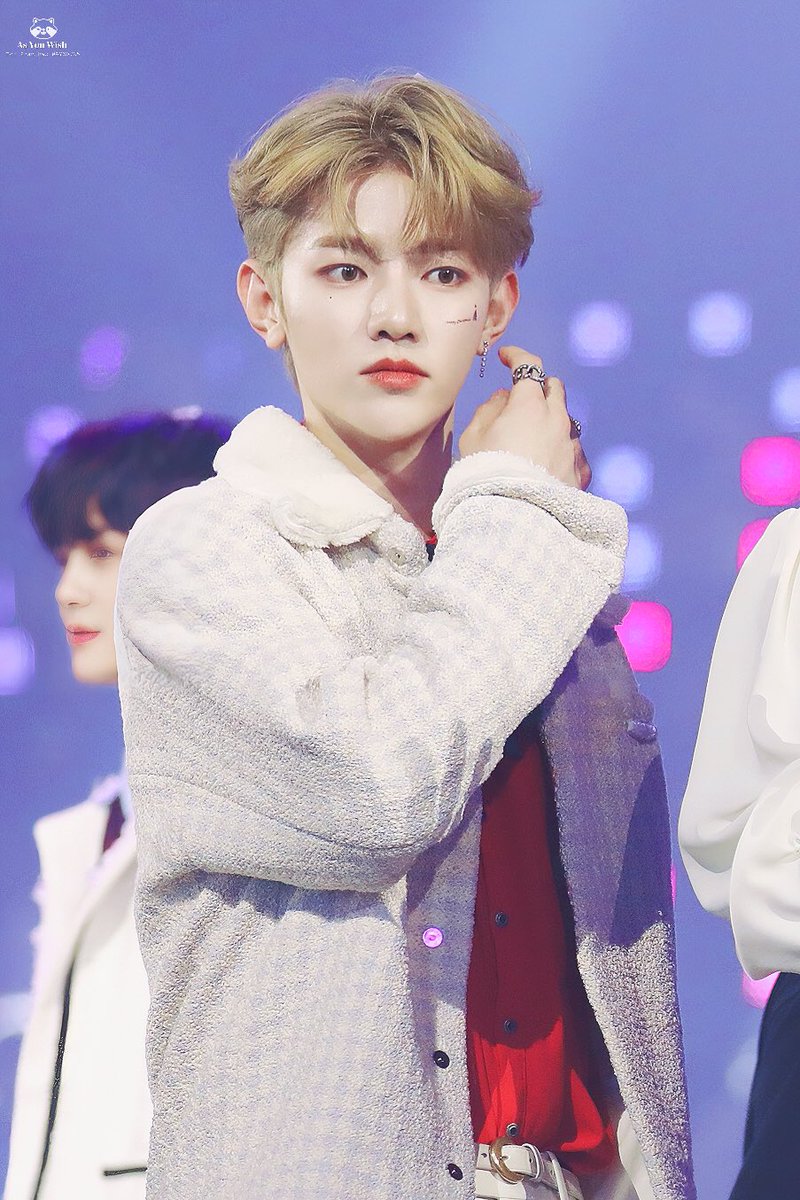 AYW0725's tweet photo. 231225 sbs가요대전 HQ

인형🥺

#장하오 #하오 #ZHANGHAO #zhanghao #章昊 #ZEROBAESONE #ZB1 https://t.co/lrDCbQoSh3