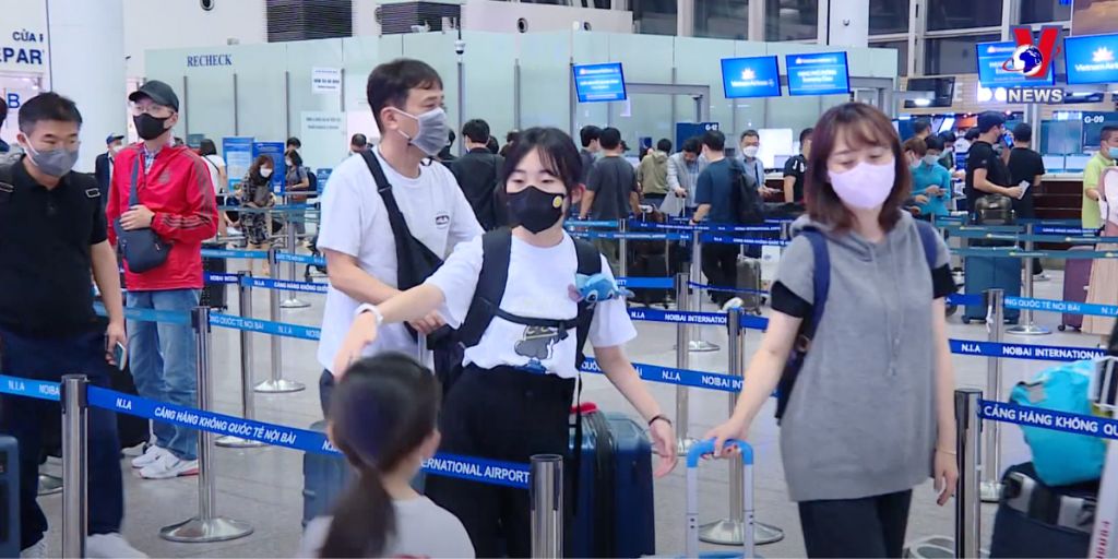 LetsTalkHCMcity's tweet photo. #Hanoi-#HCMCity becomes top four busiest domestic air routes globally

Ranked behind
#Jeju-#Seoul in #RoK

#Fukuoka-#Tokyo #Haneda
#SapporoNewChitose Apt- #Tokyo_Haneda in #Japan

#Vietnam #Aviation
#SoutheastAsia
https://t.co/c7gSf23U3g
Via https://t.co/hgGaGM9vN8 https://t.co/JSQ57EaqQq