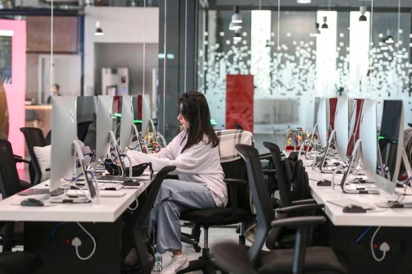 Why AI and climate change will help set the education agenda in 2024 - The National tinyurl.com/ykljsbew