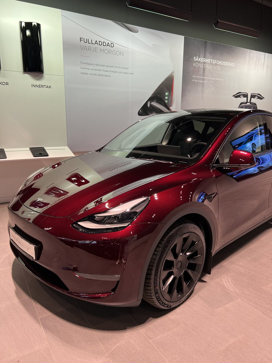 AlltomTesla's tweet photo. Inte bara i Sverige, även mest sålda bilmodell i världen 🌍 https://t.co/RErJWpSZAx