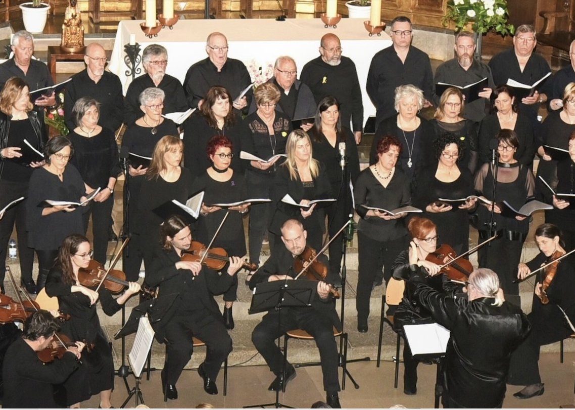 El Cor Ars Nova organitzarà un concert dissabte que ve, 30 de desembre, en el Teatre, que comptarà amb la participació de més de 100 persones, entre cantors i músics. El repertori inclourà cançons i bandes sonores de cinema que tenen com a tema central la pau, l'amor i l'amistat.