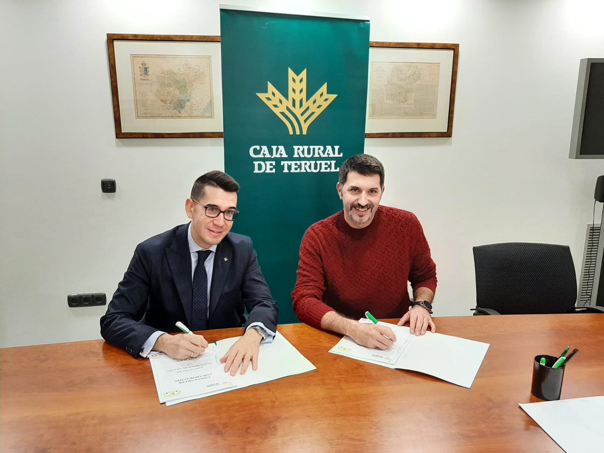 ruralteruel's tweet photo. Caja Rural de Teruel continúa su colaboración con la Asociación de Pistacheros de Aragón, mostrando el compromiso de la entidad con los productores aragoneses de este fruto seco.

Más información 👉 https://t.co/TNmIN0n2TM https://t.co/RUXiJsAEvs
