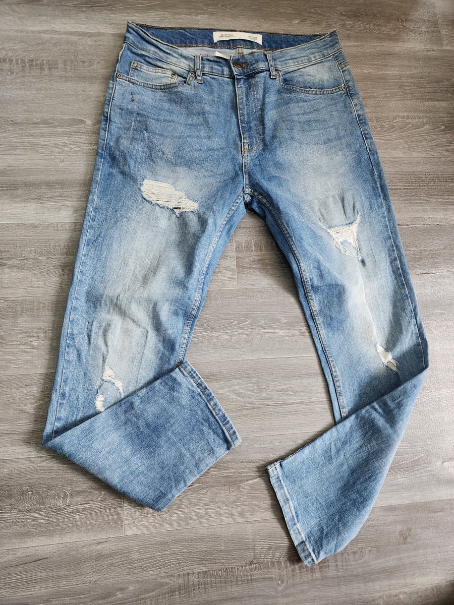keymoolahKeem's tweet photo. Oneni mali.🔥🔥🔥  
Jeans. Available @1500only
Dm/whatsapp 0707656809
Frame 1 waist 32
Frame 2-4 waist 34
@osoroKE @AllanNyash @abuyamasta https://t.co/ORCIwl6XOR