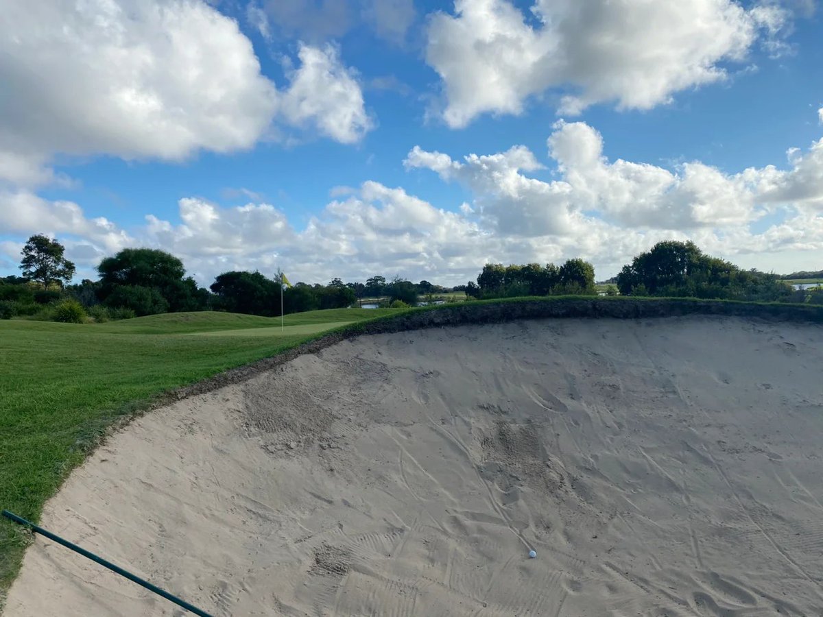flkelleher's tweet photo. Sunny skies, perfect for golfing! ⛳️☀️ https://t.co/BYopUEBj19