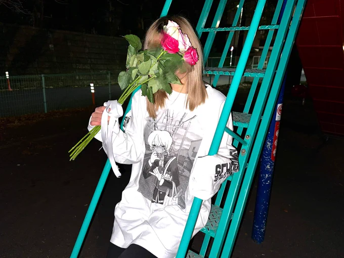 ゲロかっこいい服とかグッズ作りました🌹 