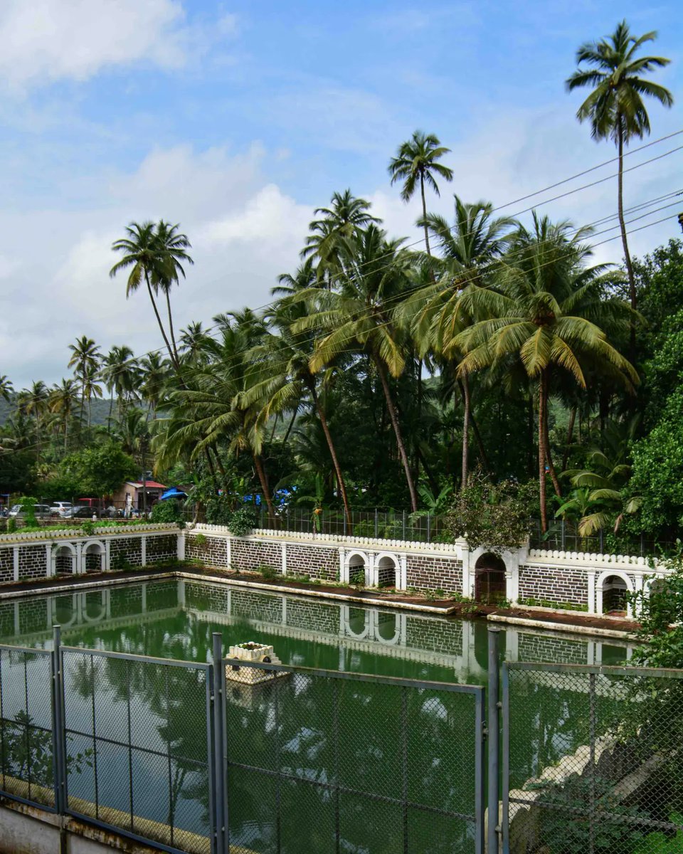 Gomantak_Times's tweet photo. Unwind and find your inner peace at the Shree Manguesh Temple, one of Goa's biggest and most beautiful temples dedicated to Lord Shiva. 
𝗥𝗲𝗮𝗱 𝗠𝗼𝗿𝗲: https://t.co/wp02XVk3BV 
#GoaTourism #BeautifulTemples #ShreeMangueshTemple #PondaGoa #TravelGoa #SouthGoa #HeritageSitesGoa https://t.co/zU15IMzsR8