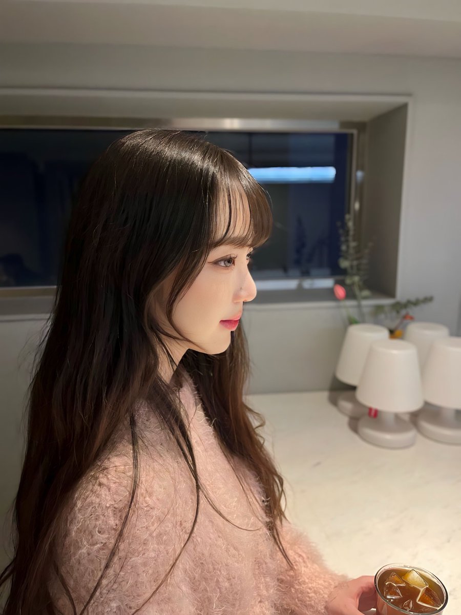 WITCHERS_twt's tweet photo. 날씨 추우니까 따뜻하게 입기!!🥶🥺💗

#HINA #희나
#WITCHERS #위쳐스 https://t.co/bnj54GmKHO