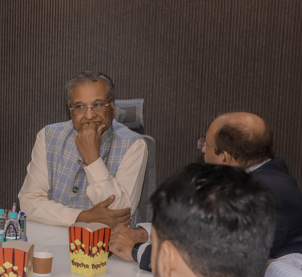 pantomath_group's tweet image. Sharad Saraf, Owner of Technocraft Industries India Ltd., empowered our Boardroom Think Tank with insights on “Navigating Entreprenuership.” His expertise has helped thousands in their entrepreneurial journey.  

#Pantomath #merahumsafar #SharadSaraf #Progresswithvalues