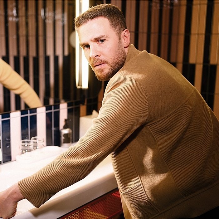 iaindcnews's tweet image. Happy 36th Birthday to Iain De Caestecker! Wishing him the best day &amp;amp; another amazing year ahead ✨️🎂❤️