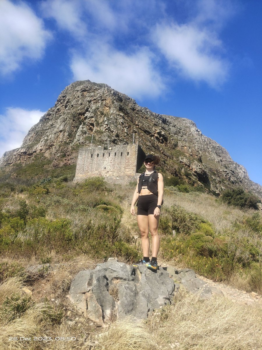 RunCapeTown's tweet photo. We mapped out a beautiful 20km trailrun with 800m elevation for Lisa, who's in training for the #Marathondessables 2024- bit windy, but insane views, & joy! π thanks for running with us #boxingdayrun #trailrun #runtablemountain @TableMountainNP @lovecapetown @ShotLeft @runtagit https://t.co/9rrivvUall