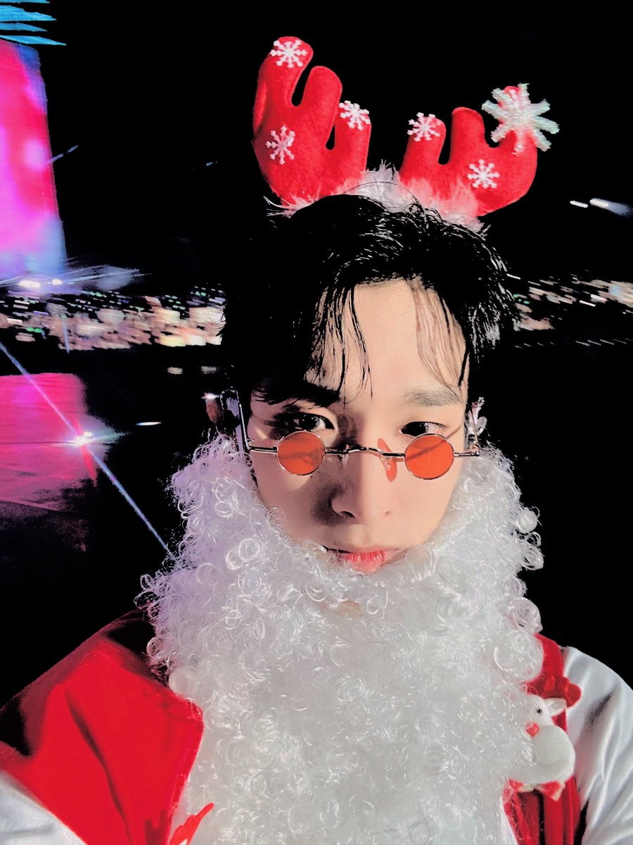 keowus's tweet photo. ⠀

⠀⠀₊̇次ো᥉ᦅ͝ciᥝl🐴ﾈƅlᨣg໑
  ｨdᥝilɣ৫ｿƅlᨣgﾑﾇdᥝɣƅᦅ͝ᦅkᮂ
yılbaşının gelmesine  günler
kala noel  babanız  seokmin
sizlerin dileklerini gerçekleş
tirmek adına burada. 🖐🏻 dil
eklerinizi duyup gerçekleşti
rmek için buradayım!🎅🏻
    ꛜƅɣ⁹⁷๑kingટି❛ᥝrthurﾉ

⠀⠀⠀ ㅤ https://t.co/g5Lbq8BX6w