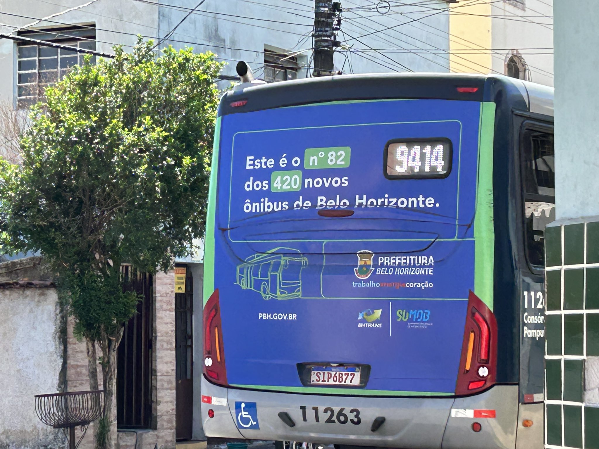 Ônibus de número 82