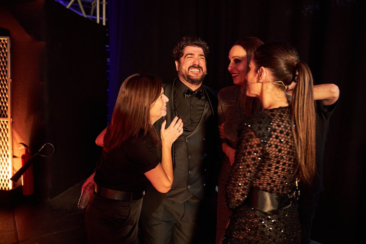 No se me ocurre mejor manera de ir acabando el año que con el programón de esta noche, la final de #LaVozAllStars 🫶🏼🫶🏼 <a href="/LaVozAntena3/">La Voz</a>