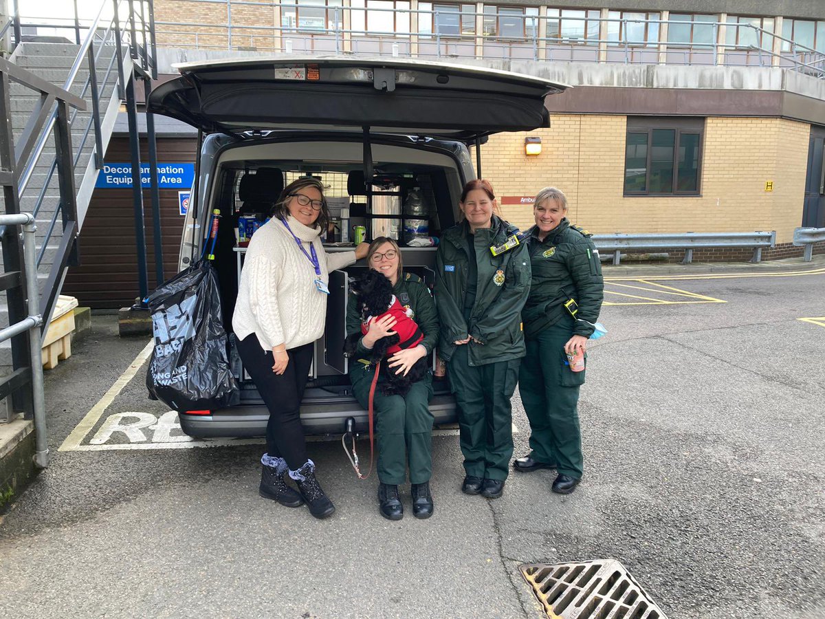 MarikaPeople's tweet photo. @Debswakefield and I managed to catch up with lots of crew outside hospitals and stations this week. Hot chocolate and Jaffa cakes def the trend! #welfarewagon @EastEnglandAmb https://t.co/Shgfv2TNSb
