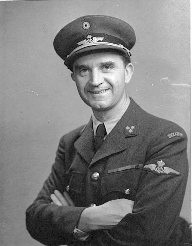 Vanguard_WW2's tweet photo. 🇧🇪🇫🇷 🇨🇦 The fall of the Possum escape line.
On 29 December 1943, the head of the Possum escape line for Allied pilots, Belgian air force officer and MI9 agent Dominique Edgard Potier, was arrested by the Gestapo at 36 rue Jeanne d'Arc in Reims. 1/4 https://t.co/VGanqSBVnd