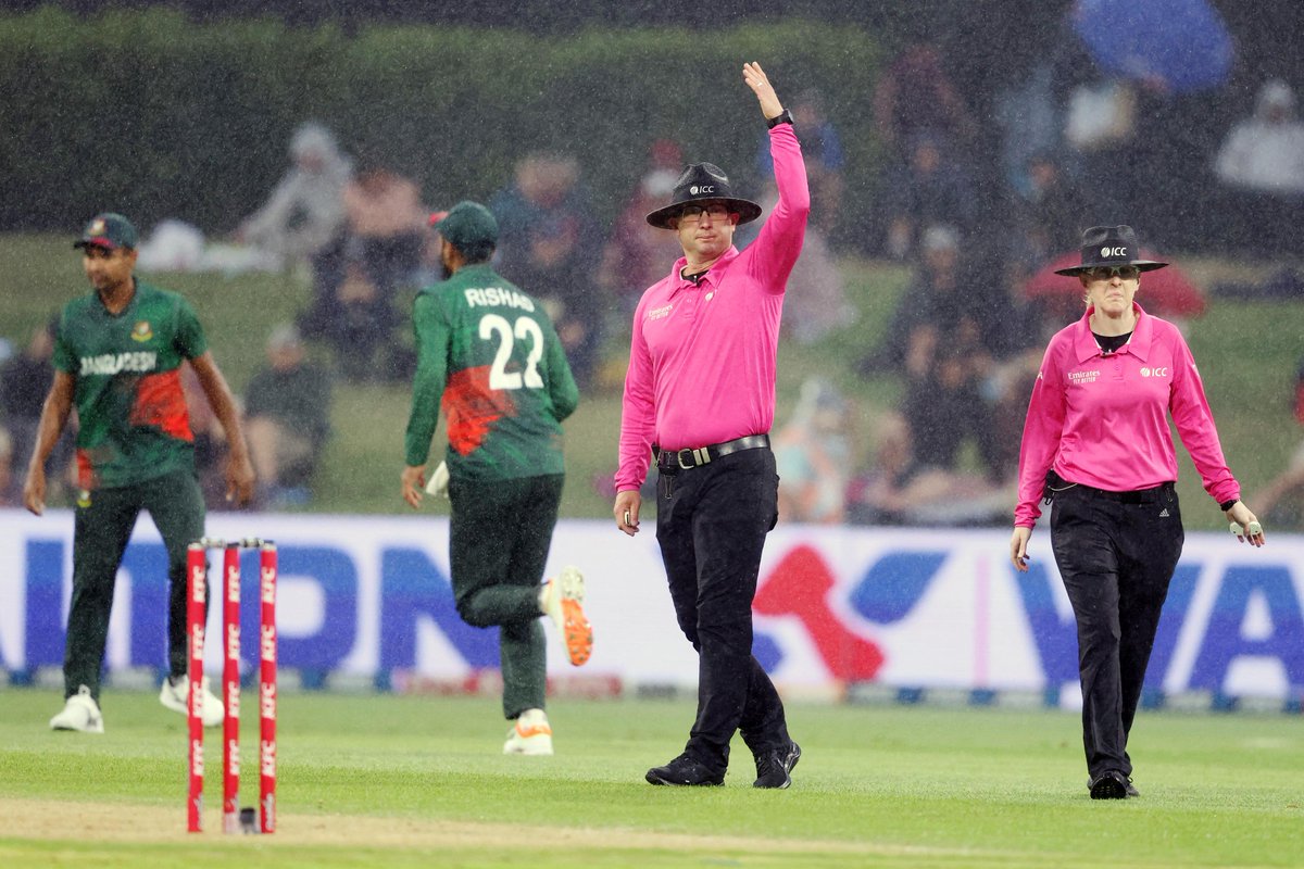 The second #NZvBAN T20I has been called off due to inclement weather 🌧