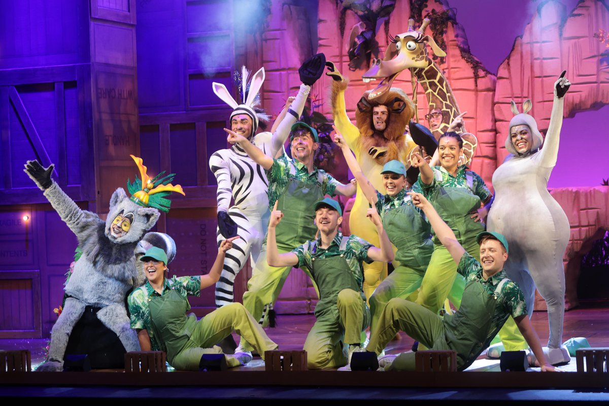Escape from the zoo and head to the #LiverpoolEmpire🦁 How much fun does #MadagascarTheMusical look? 🤩 With colourful costumes and huge songs, @madUKtour is the ultimate day out for the whole family! 📆 Fri 29 - Sun 31 Mar 🎟️ atgtix.co/45NVjP9