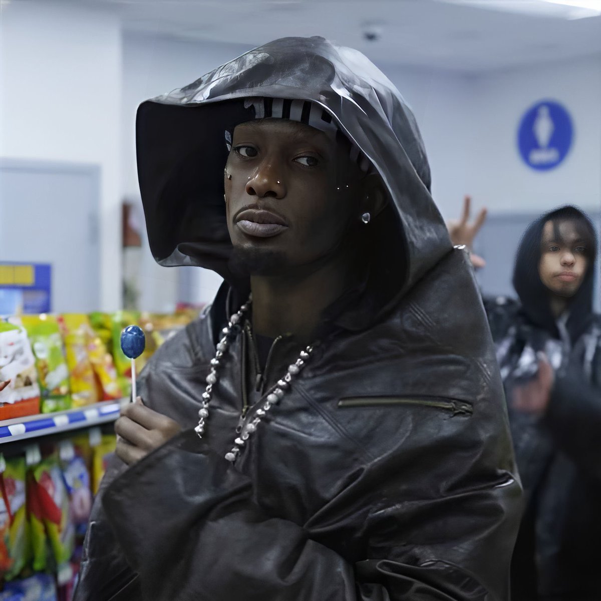 usersextape's tweet photo. if you play playboi cartis song 2024 exactly at
11:58:25 on New Year's Eve, Carti will say "2024" as soon as you enter 2024 https://t.co/VW8CvE17Y1