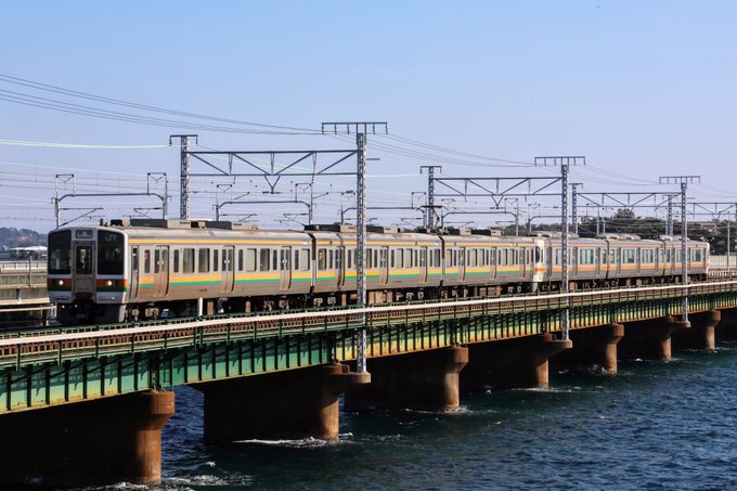 211系+313系の連結