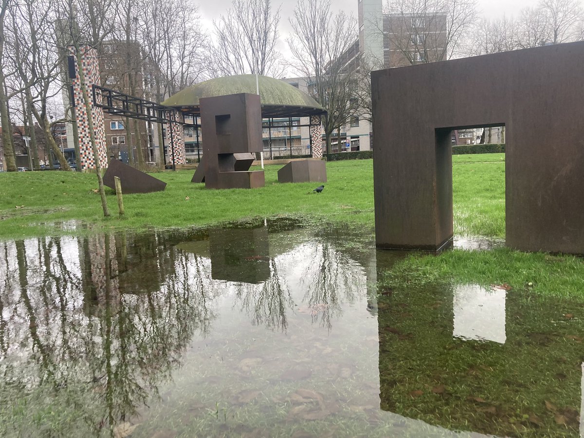 rinibiemans's tweet photo. Nog wat mooie foto’s uit #park1943 op vrijdag #winterbeeld https://t.co/JESYwgGH2F