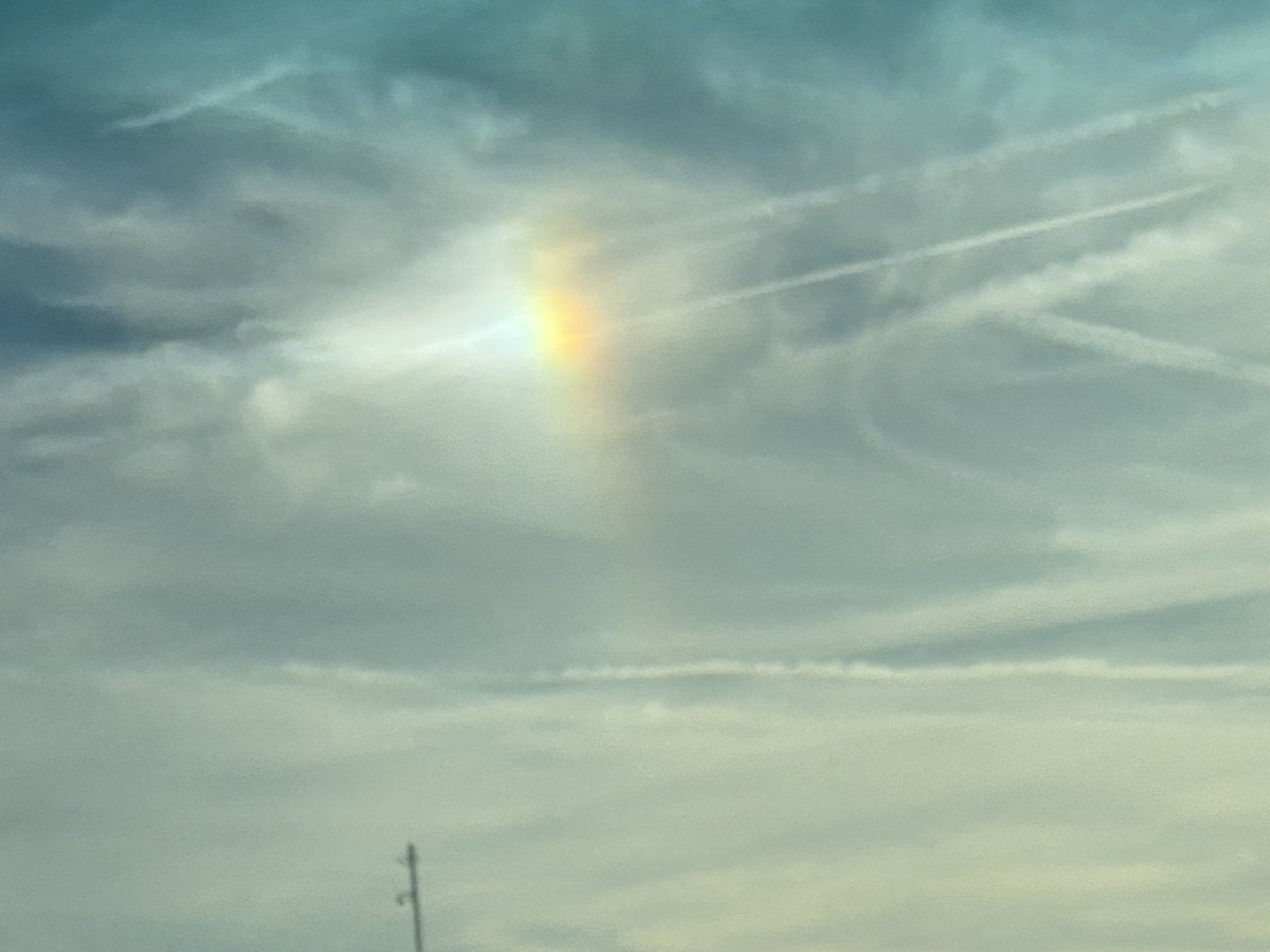 OhhAudie's tweet photo. @EdKrassen Cause it’s right there.  I’ve literally met people that needed the propaganda to explain it.  Before that they just 👀 at the sky and we’re like, “ What are they spraying?” https://t.co/sWfDwOiC2b