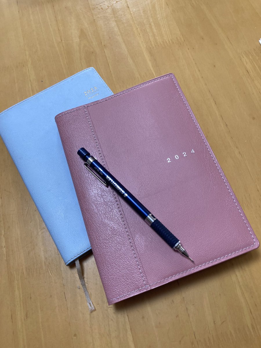 50wh8jBVepcuRT3's tweet photo. 嫌なことがあったら、ケーキとコーヒーで忘れてしまえ。
もはや心は2024年。
おいしくて感謝!!
#firitcoffee #Guatemala #Decaffeinatedcoffee #エムヤスヒコ #東久留米市
#手帳は高橋 https://t.co/T8ezKubjNz