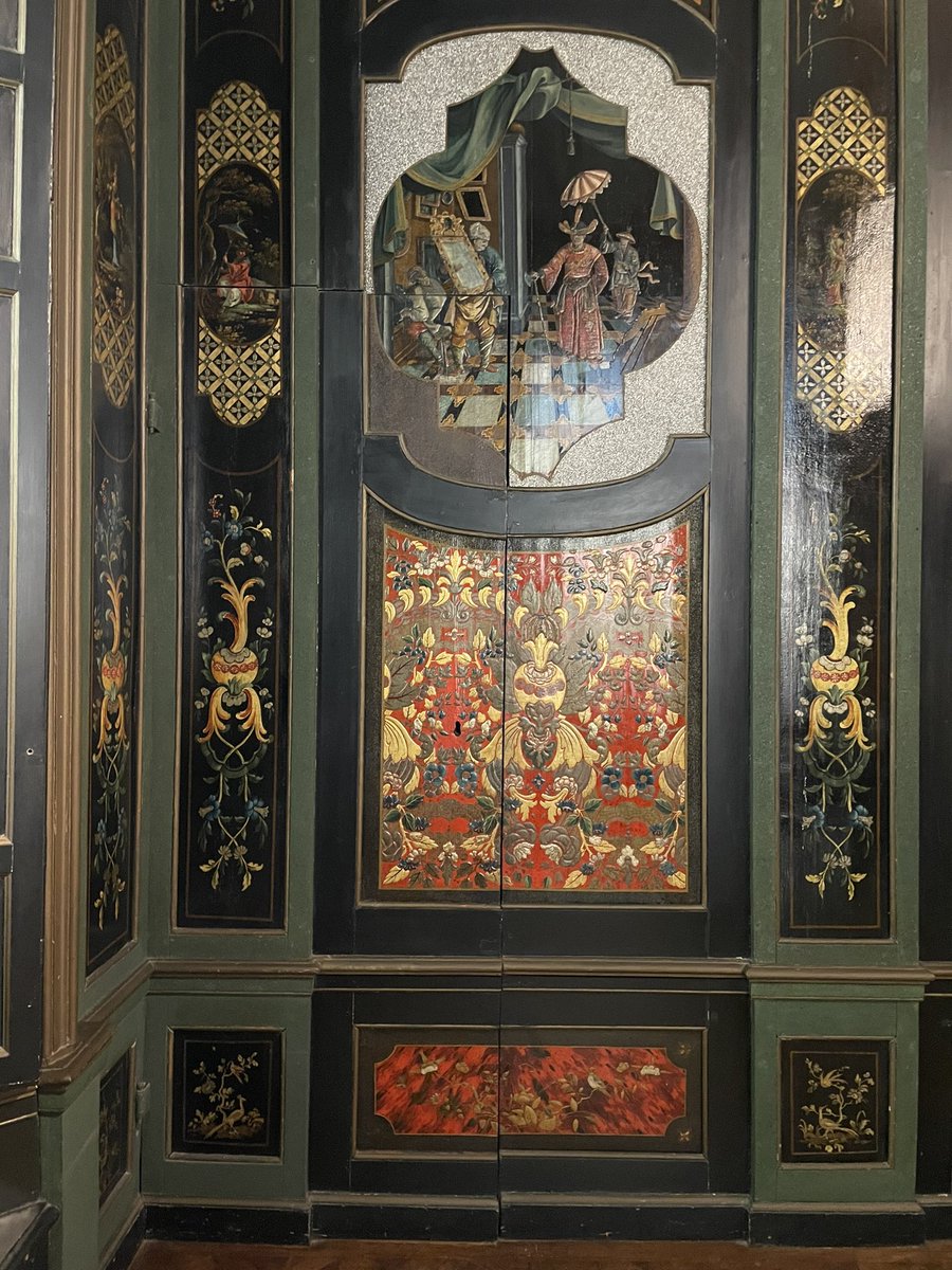 shorttcheese's tweet photo. Hidden door in a museum…
#NoContextDoors #doors #AdoorableThursday https://t.co/nibPs852sy