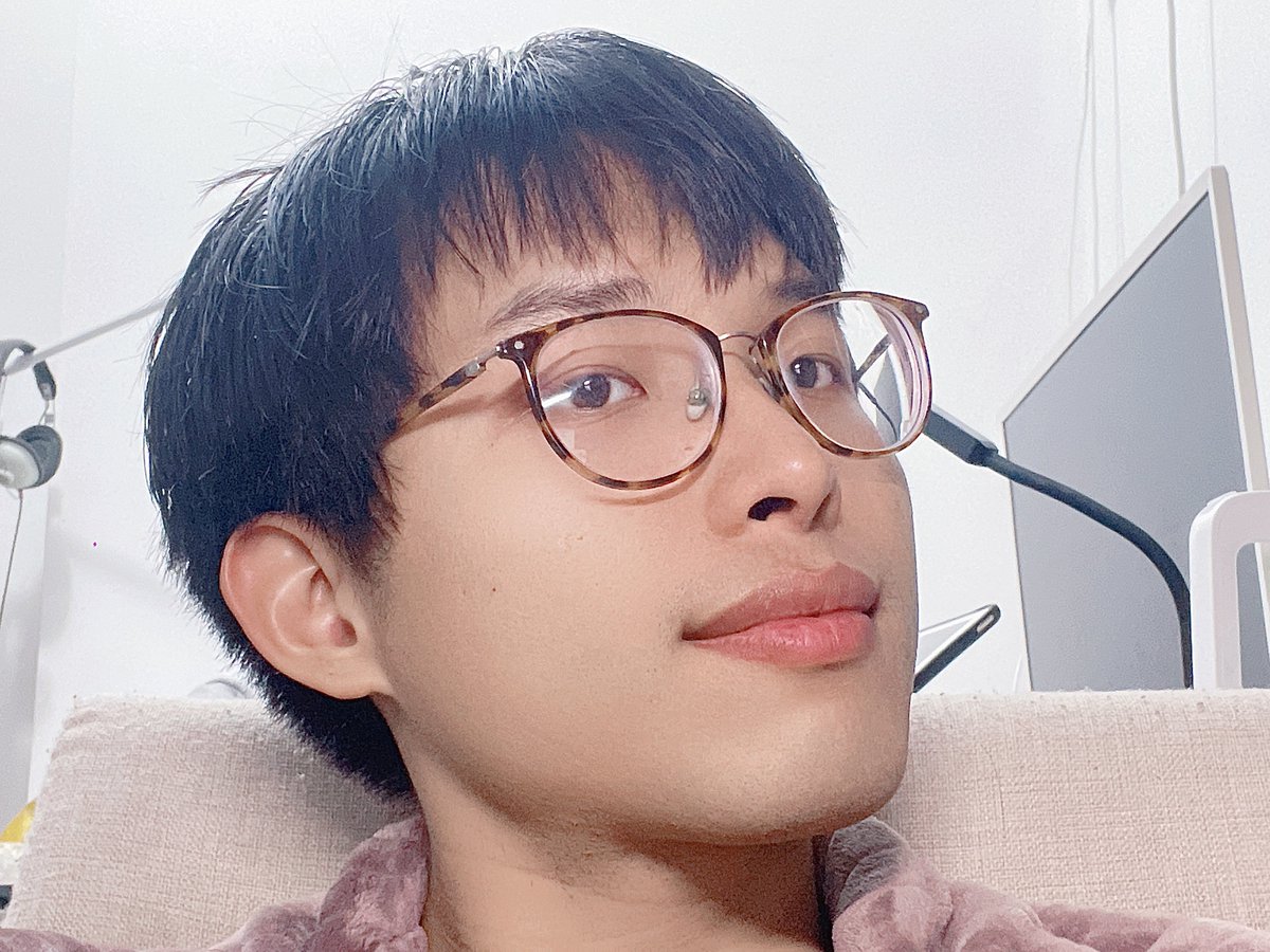 nyanyakodayo's tweet photo. 这张脸3天后就30岁了，不敢想象喵老师竟然要30岁了！我不要长大惹呜呜呜呜呜呜呜呜呜 https://t.co/WosD5ygGVW