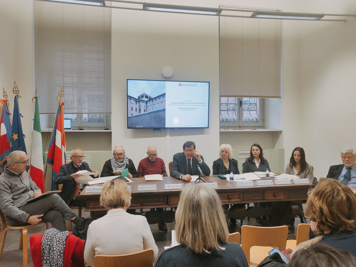 Il garante regionale dei detenuti <a href="/brunomellano/">Bruno Mellano</a> e il coordinamento dei garantì comunali presentano a palazzo Lascaris l'ottavo dossier sulle criticità delle #carceri in #Piemonte