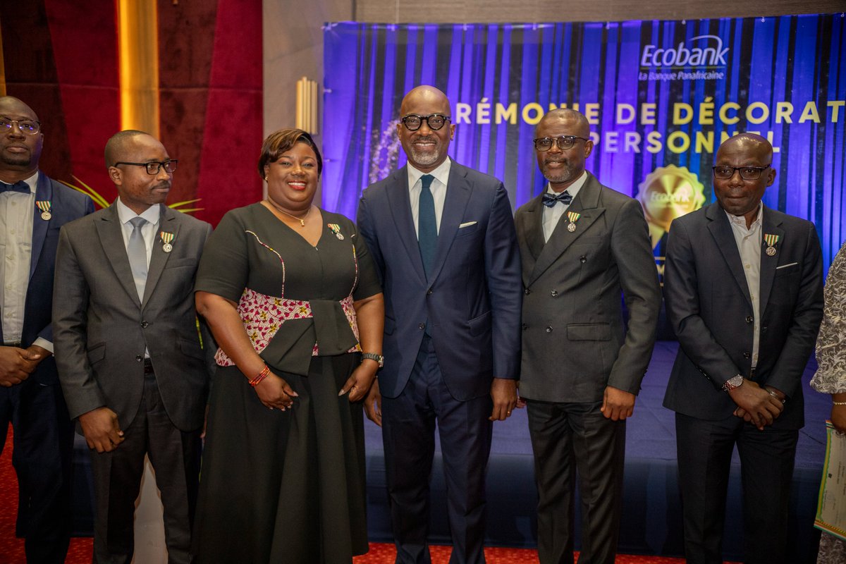 La cérémonie de remise des médailles d'honneur du travail 2023 chez Ecobank, récemment tenue, a été marquée par la distinction de nos 151 collaborateurs. Merci de contribuer à faire d'Ecobank Côte d'Ivoire une référence en matière d'excellence professionnelle. 

#PHA