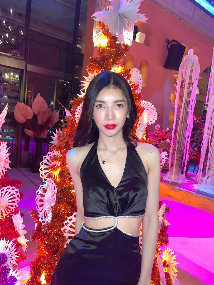 lcc18_lcc's tweet photo. Hello 😘 #ladyboybangkok​#inHongKong #causewaybay #freelance​#lookingcustomer https://t.co/ce7Y1n0FN2