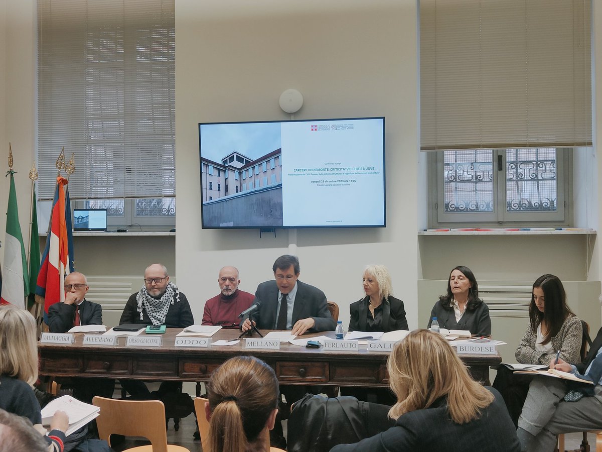 Sul carcere di #Fossano <a href="/brunomellano/">Bruno Mellano</a> spiega che ci sono  detenuti in contesto di custodia attenuata ben inseriti con attività formative e lavorative, a breve si aprirà negozio con i prodotti realizzati in carcere