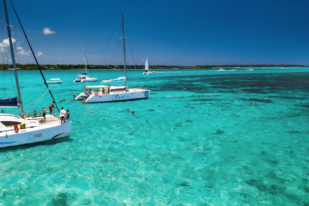 Experience the ultimate adventure by renting or chartering a private boat to explore the Blue Lagoon and Crystal Lagoon in Malta, Comino or Gozo! #yachtcharter #visitbluelagoonmalta