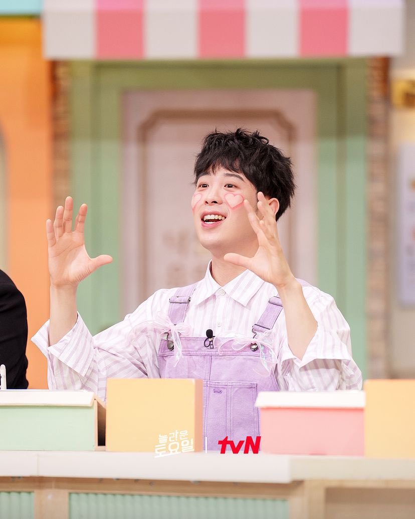 BlockBGlobal's tweet photo. 231229 P.O
Amazing Saturday’s Instagram update with Pyo for tomorrow’s episode
🔗 https://t.co/KQue2Pvllc
#BLOCKB #블락비 @blockb_official #피오 #amazingsaturdaywithpyo https://t.co/Thk0lpTrss