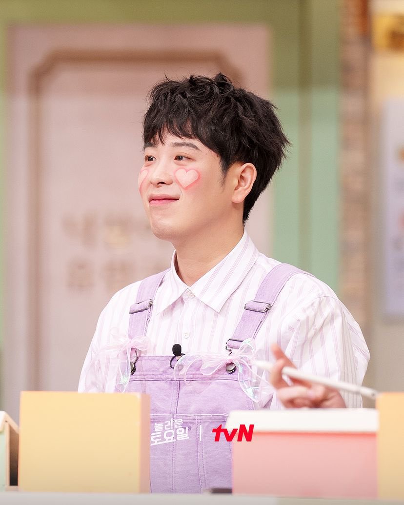 BlockBGlobal's tweet photo. 231229 P.O
Amazing Saturday’s Instagram update with Pyo for tomorrow’s episode
🔗 https://t.co/KQue2Pvllc
#BLOCKB #블락비 @blockb_official #피오 #amazingsaturdaywithpyo https://t.co/Thk0lpTrss