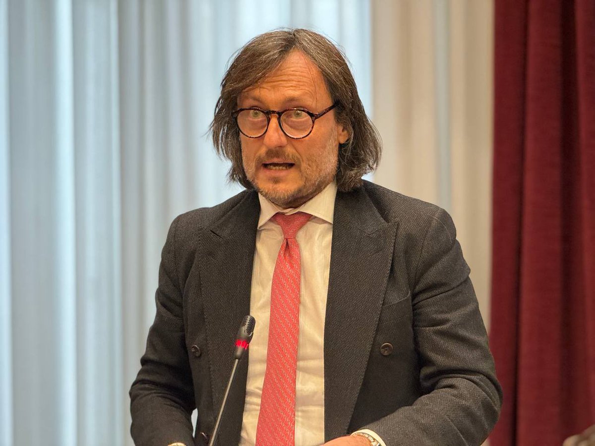🔹Il consigliere delegato all’Avvocatura civica, Paolo Romor, sottolinea come si stia evolvendo il ruolo e il compito dell’avvocatura civica

💬”Non più solo “difendere l’ente”, ovvero “vincere le cause”, ma, a fronte del sistematico ricorso allo strumento dell’impugnazione